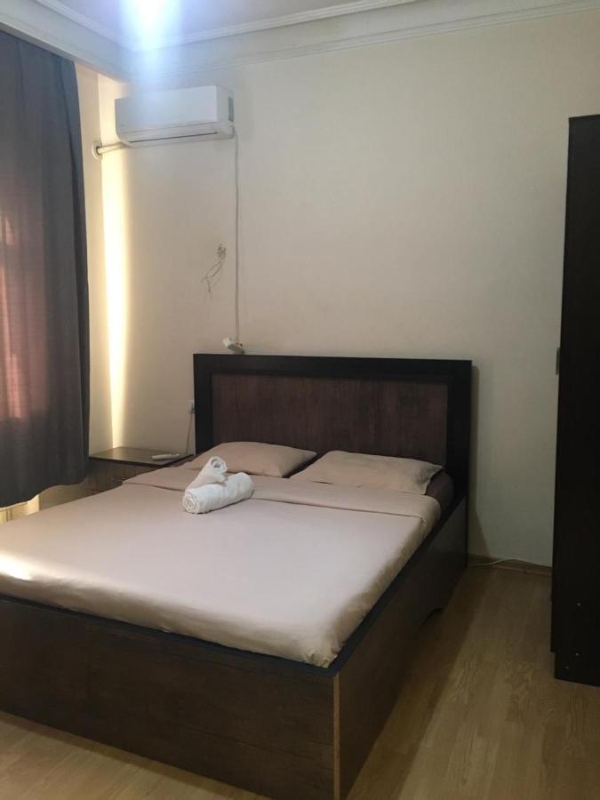 Classy And Cozy Hostel Yerevan Bagian luar foto