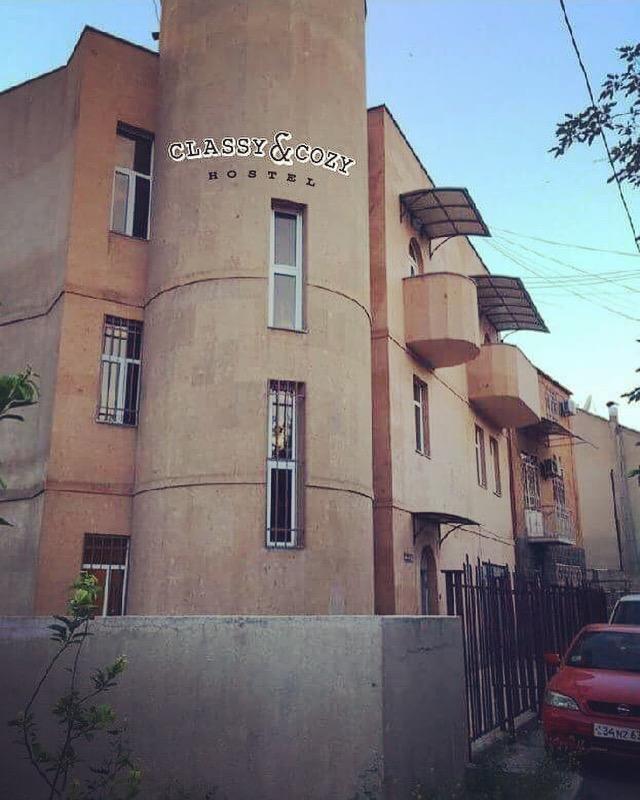 Classy And Cozy Hostel Yerevan Bagian luar foto